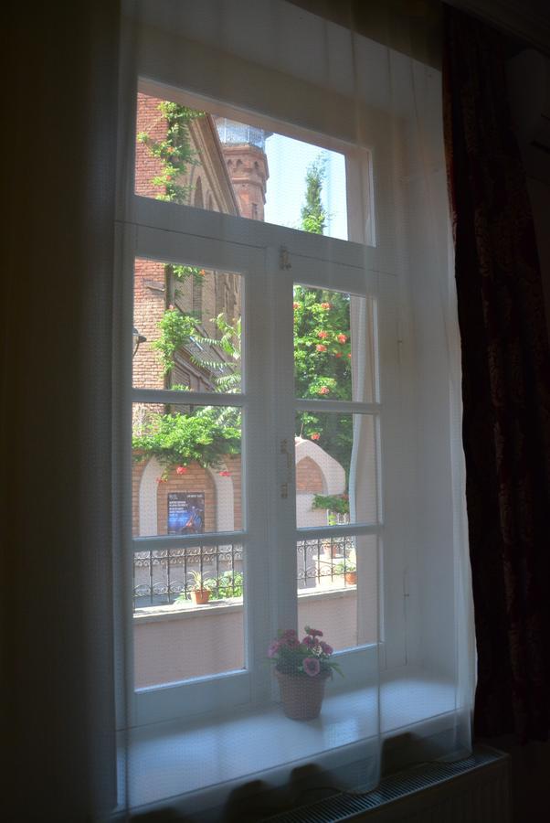 Hotel Canyon Tbilisi Esterno foto