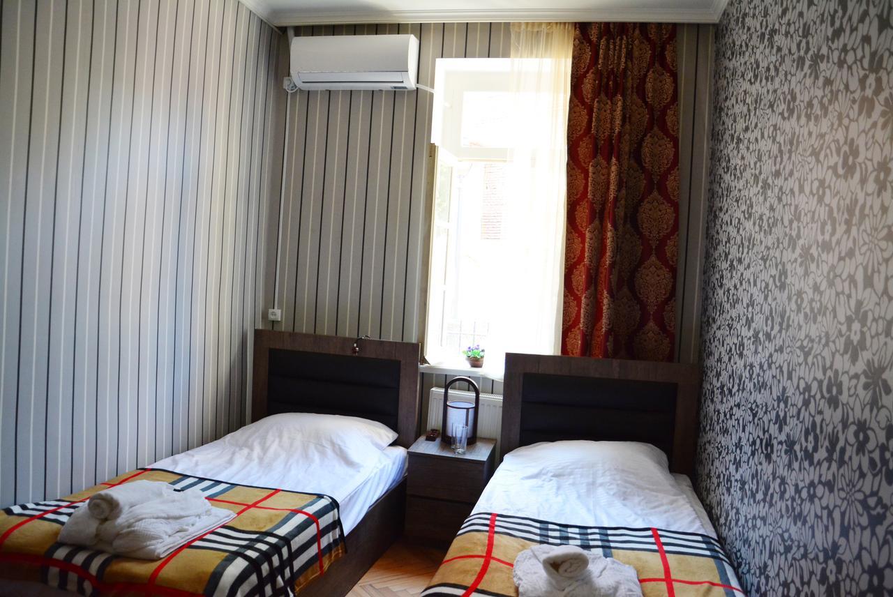 Hotel Canyon Tbilisi Esterno foto